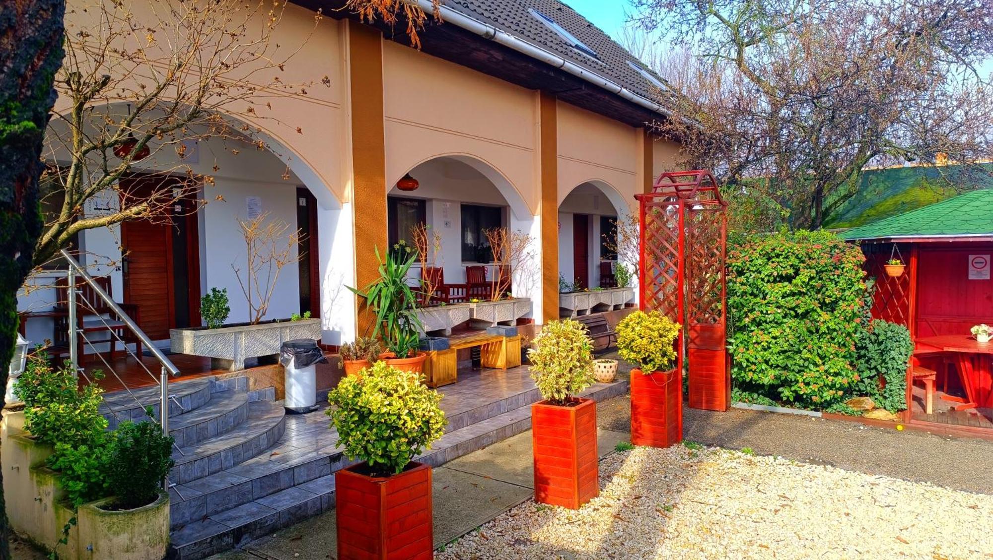 Hotel Oswaldo Budapest Eksteriør billede